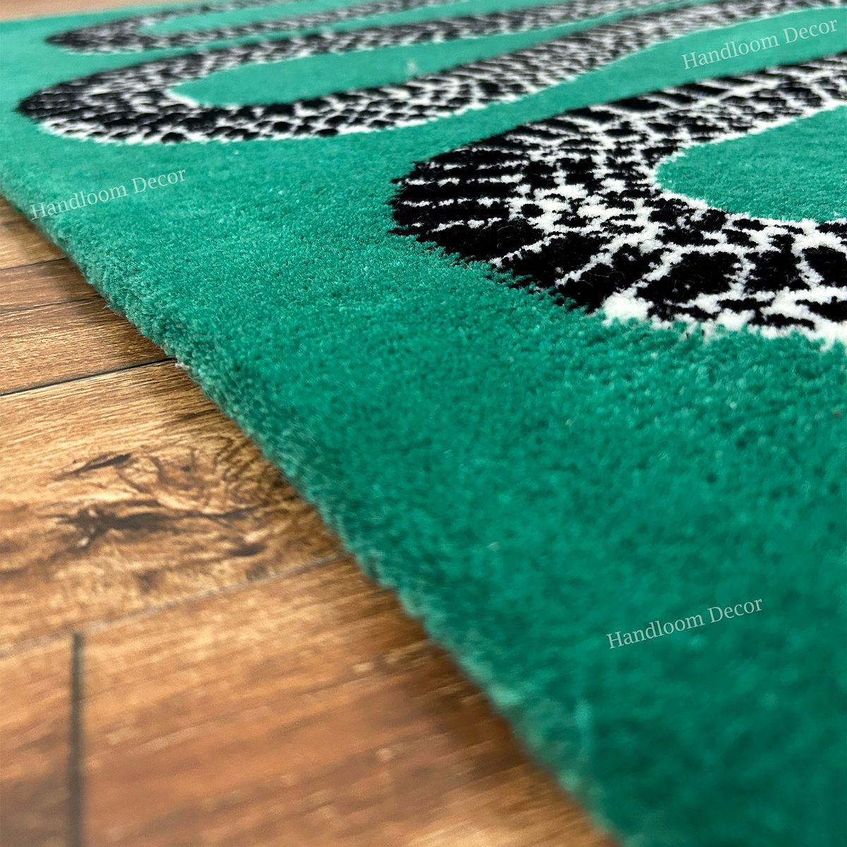 Hand Tufted Green Snake Wool Rug - Image 4