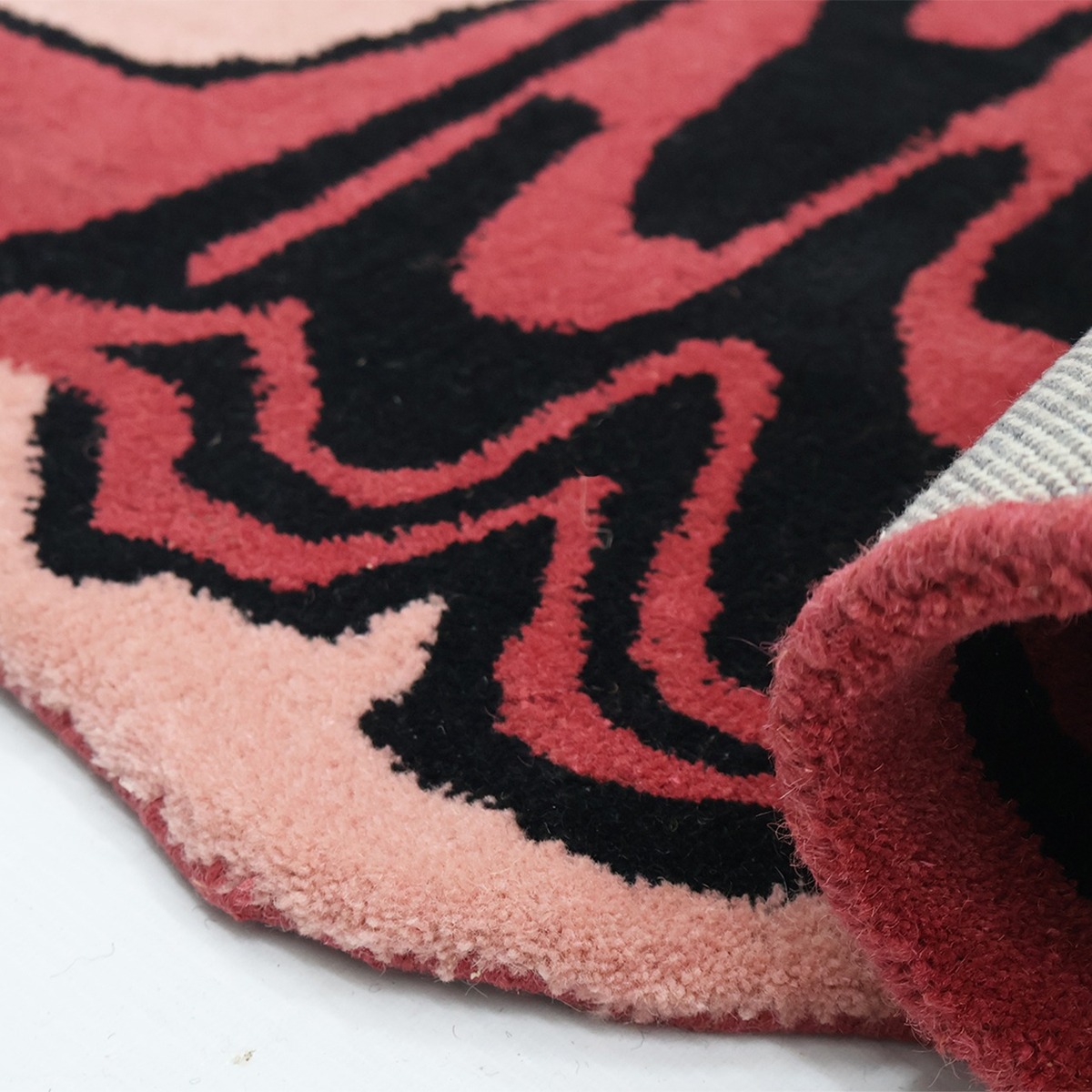 Melting Red Wool Carpet For Living Room - Image 5