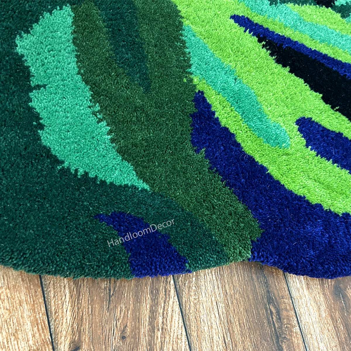 Green Monstera Leaf Hand Tufted Wool Rug - Image 3