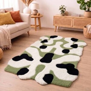 Hand Tufted Irregular Wool Rug
